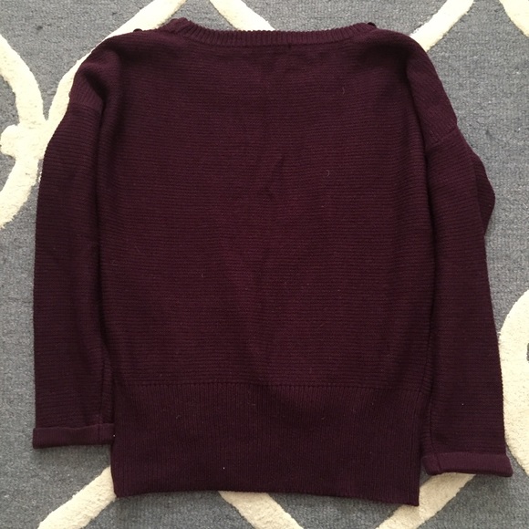 Eggplant cozy knit sweater with button shoulder - Picture 6 of 7